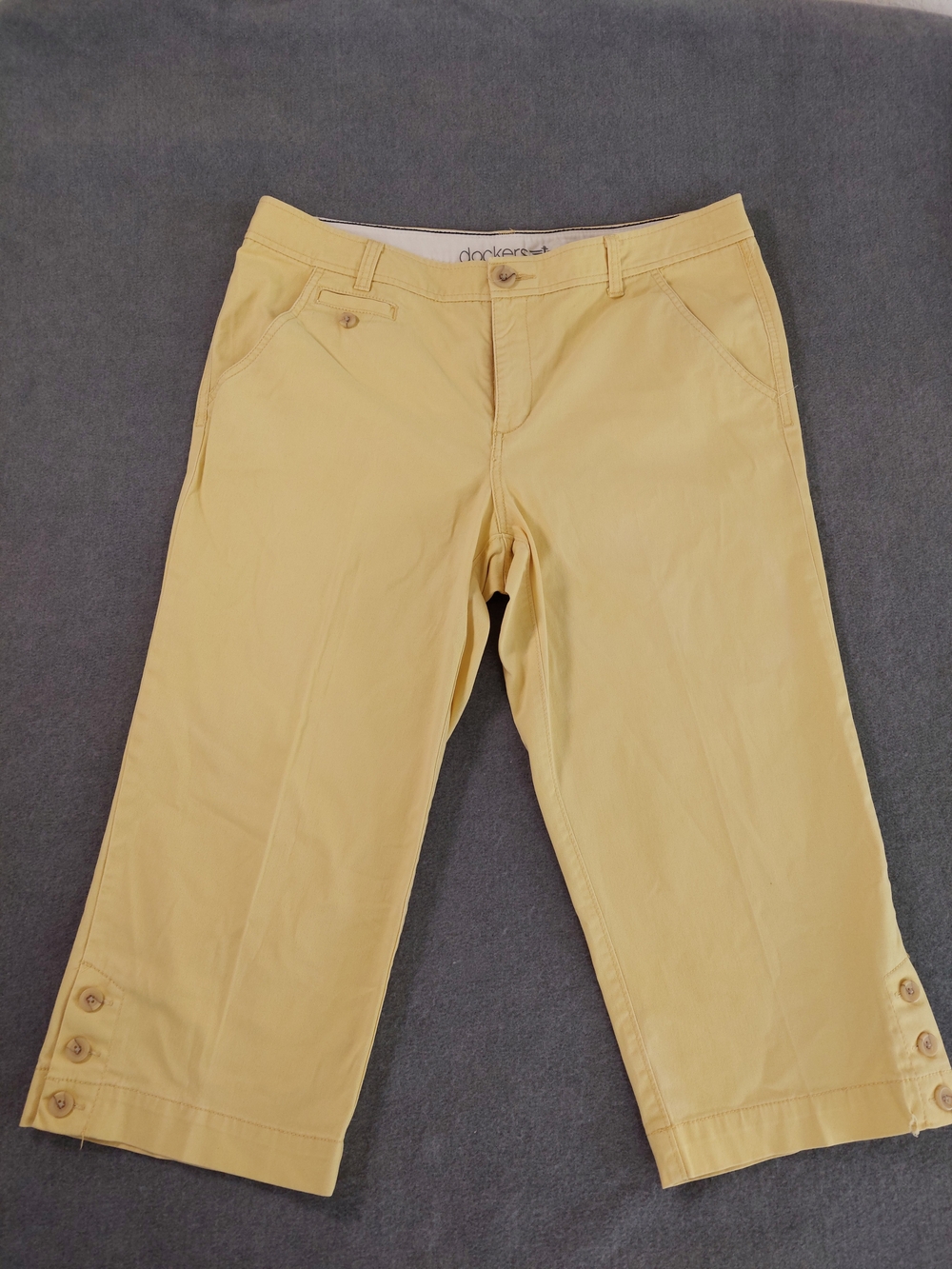 Dockers Women's Yellow Capri Crop Pants Size 12 Button Hem Pastel Chino Summer - Picture 2 of 11